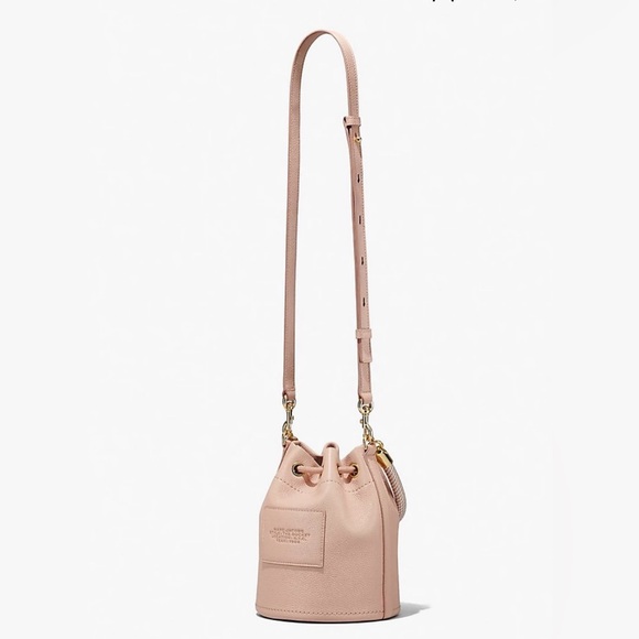 Marc Jacobs The Leather Bucket Bag - Picture 4 of 8